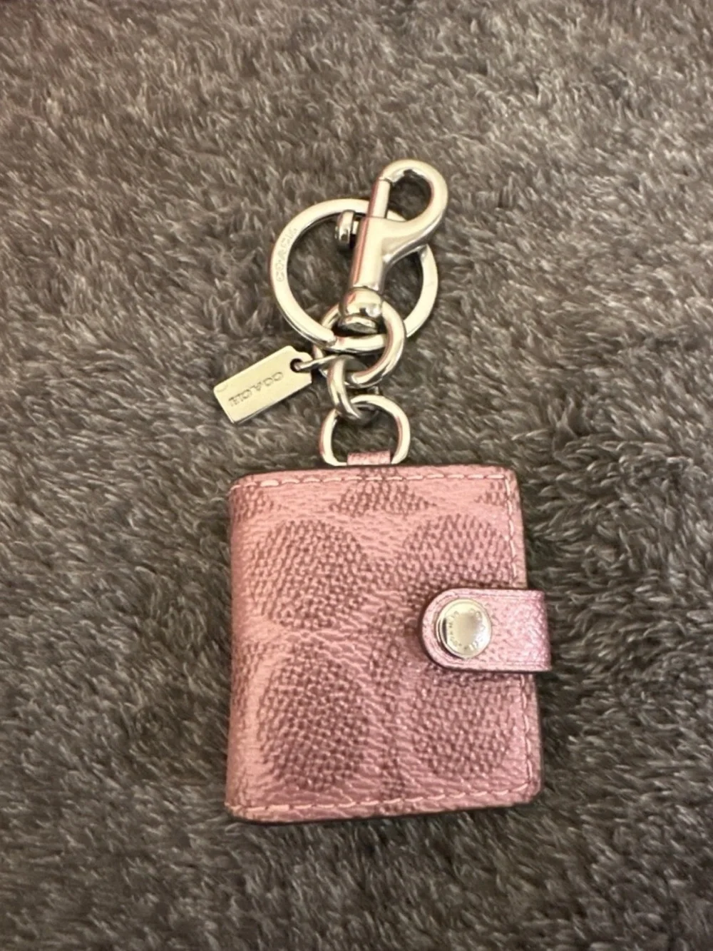 COACH 📸 NWOT Picture Frame Bag Charm in Signature Metallic Pink -Limited Edition